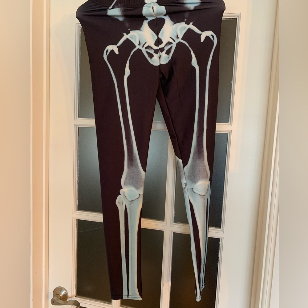 Skeleton Leggings in Black and Blue 10$ or 2 for 15$!
